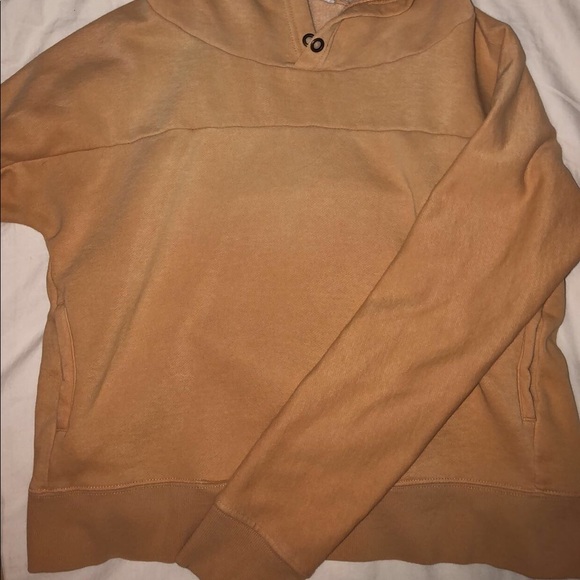 Urban Outfitters yellow sweatshirt - Picture 2 of 3